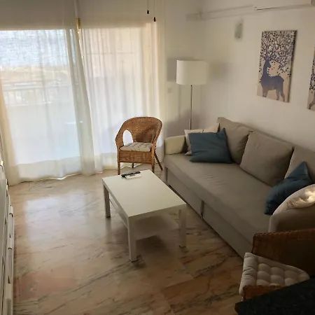 Poseidon Frente A La Playa Apartment